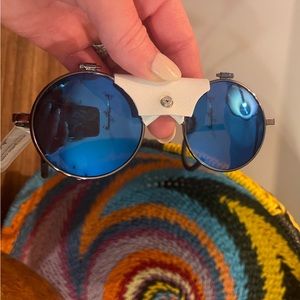 Julbo Vermont Classic Spectrum 3 Sunglasses Brand New in Box
